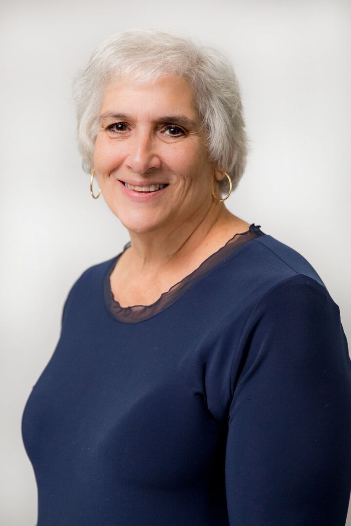 Drusilla Ellender, Associate Real Estate Broker in Lake Charles, Ingle Safari Realty