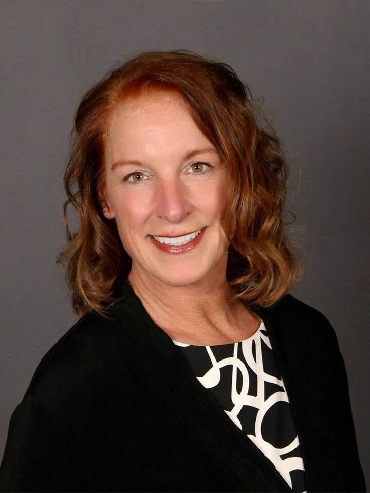 Denni Backstrom, Real Estate Salesperson in Altoona, Affiliated