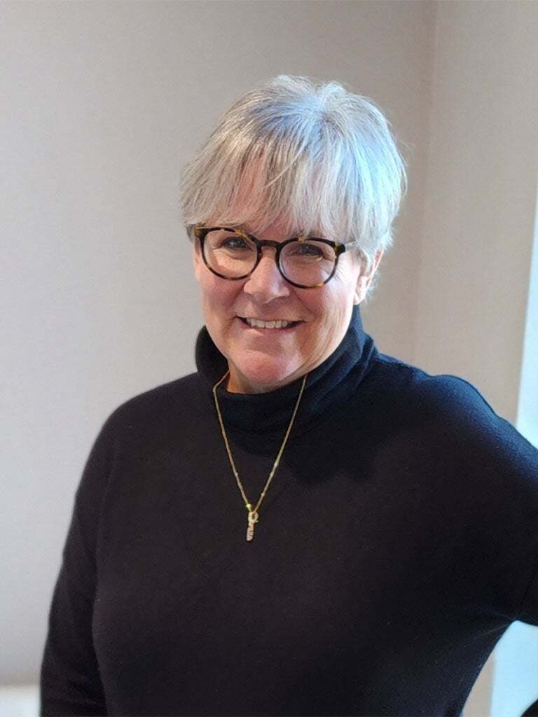 Renae Henry, Real Estate Salesperson in Janesville, Affiliated