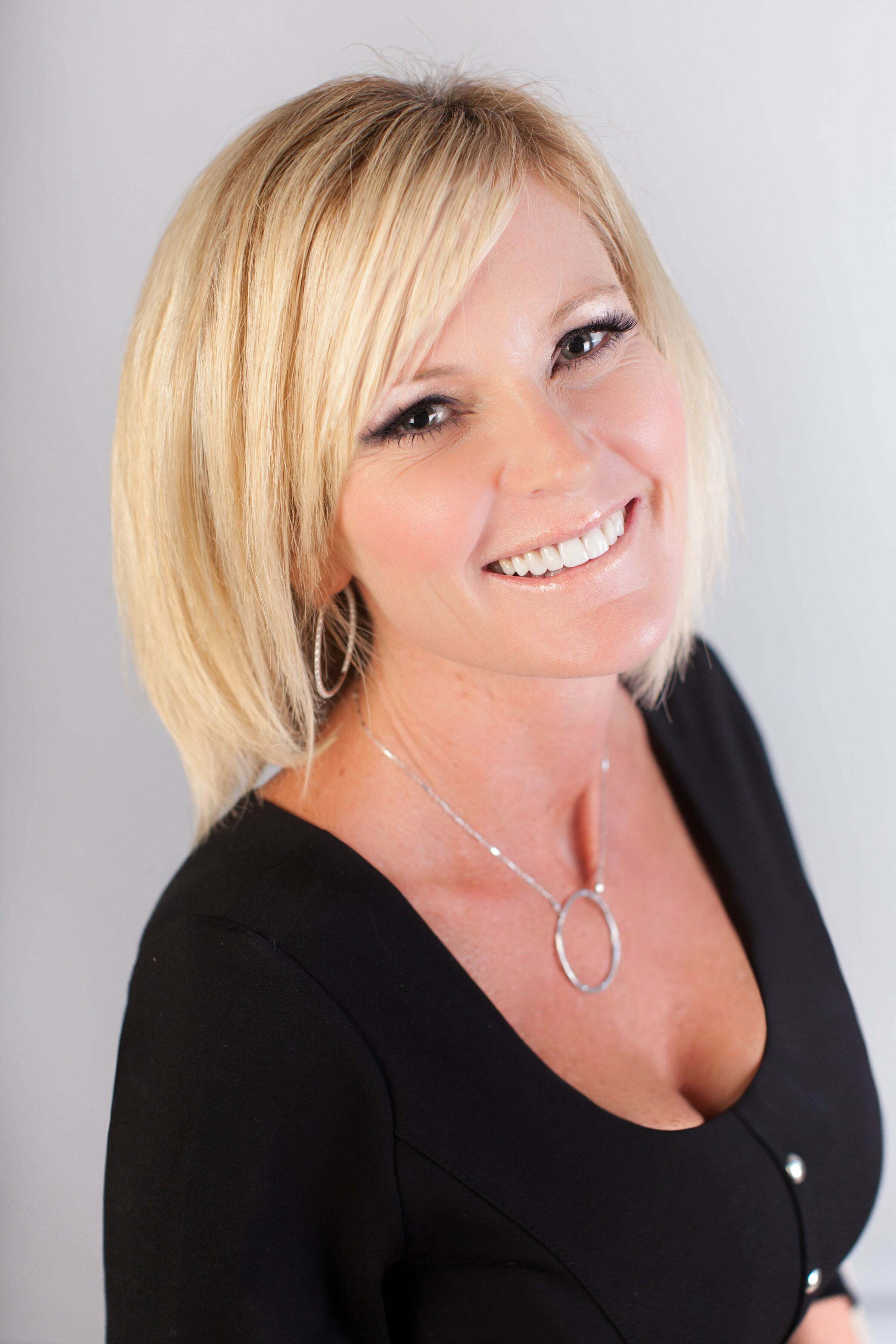 Sherilyn Winters, Real Estate Salesperson in Canyon Lake, Associated Brokers Realty