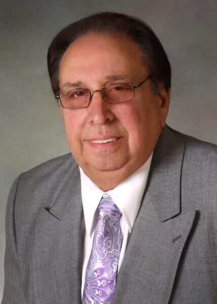 Robert Barrett,  in Hauppauge, Realty Connect