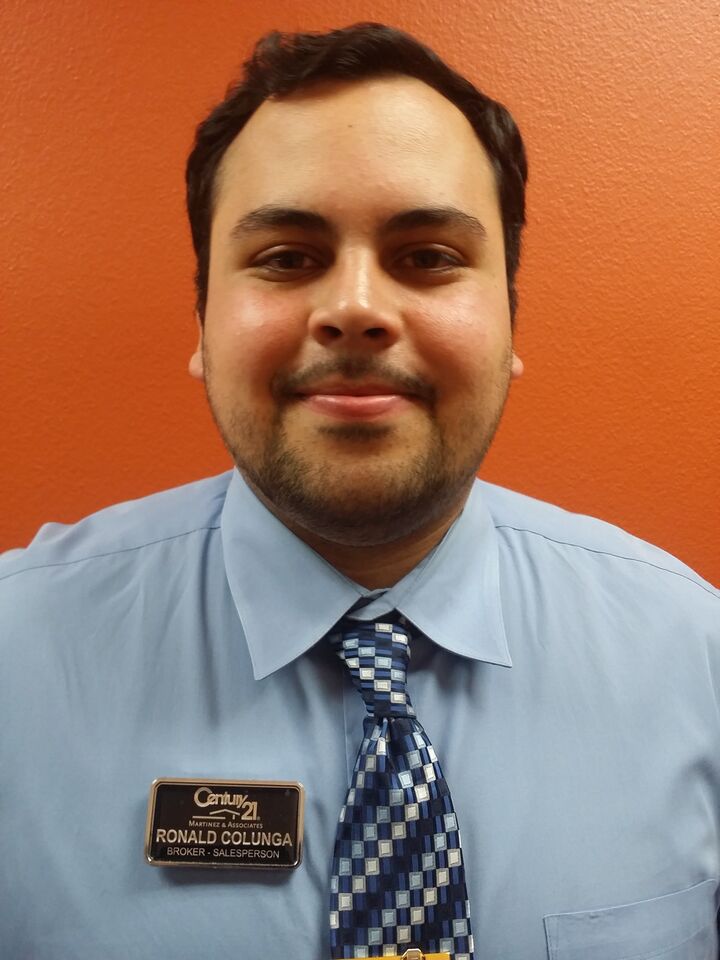 Ronald Colunga, Associate Real Estate Broker in Las Vegas, Americana