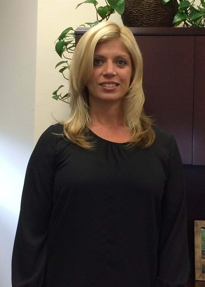 Julie Tabino, Real Estate Salesperson in Coral Springs, Tenace Realty