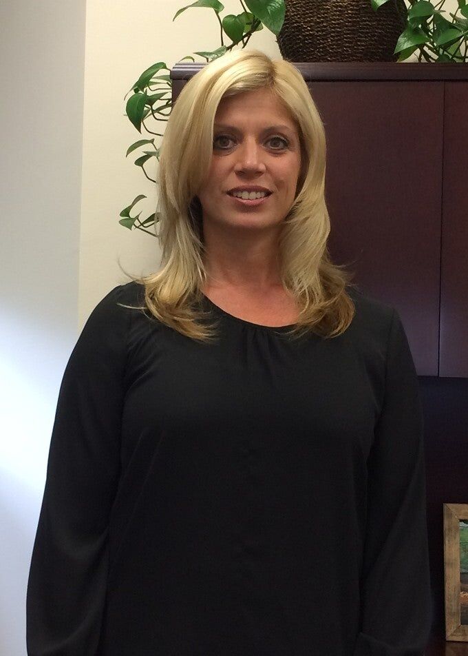 Julie Tabino, Real Estate Salesperson in Coral Springs, Tenace Realty