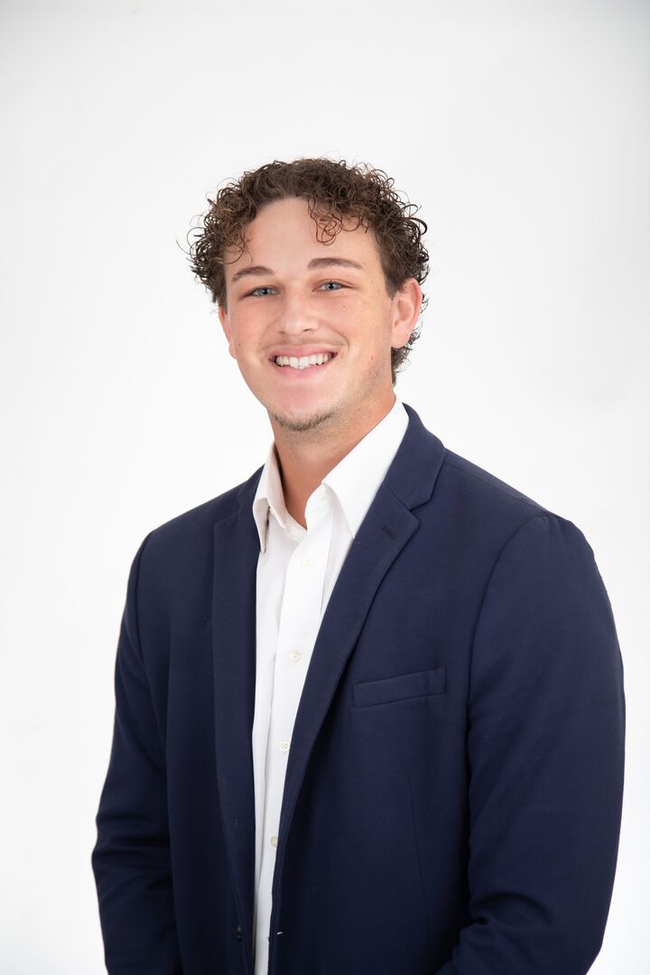 Evan Hallmark,  in Mandeville, TEC
