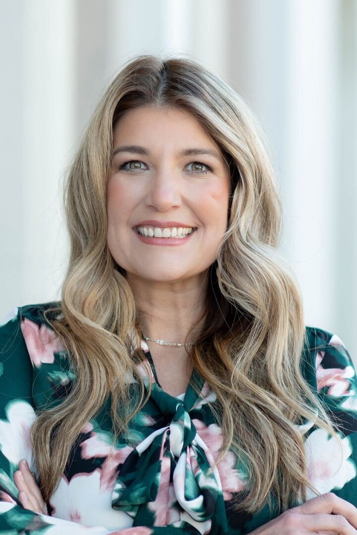 Stacy Martin, Real Estate Salesperson in Oxford, Signature