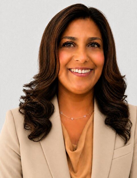 Shweta Khajanchi, Real Estate Salesperson in Irvine, Platinum Properties