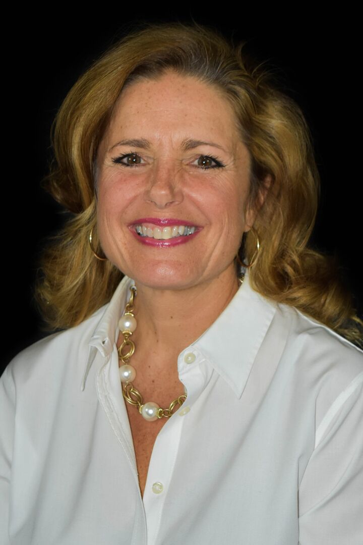 Rhonda Prunella, Real Estate Salesperson in Boulder Creek, Masters