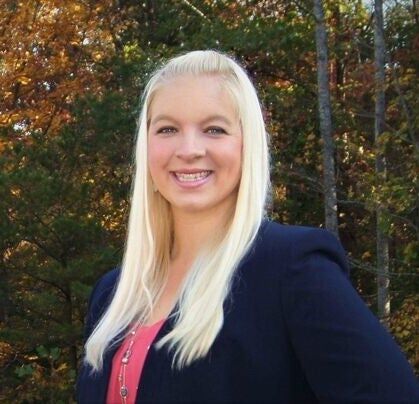 Amanda Manuel, Real Estate Broker in Winston Salem, ERA Live Moore