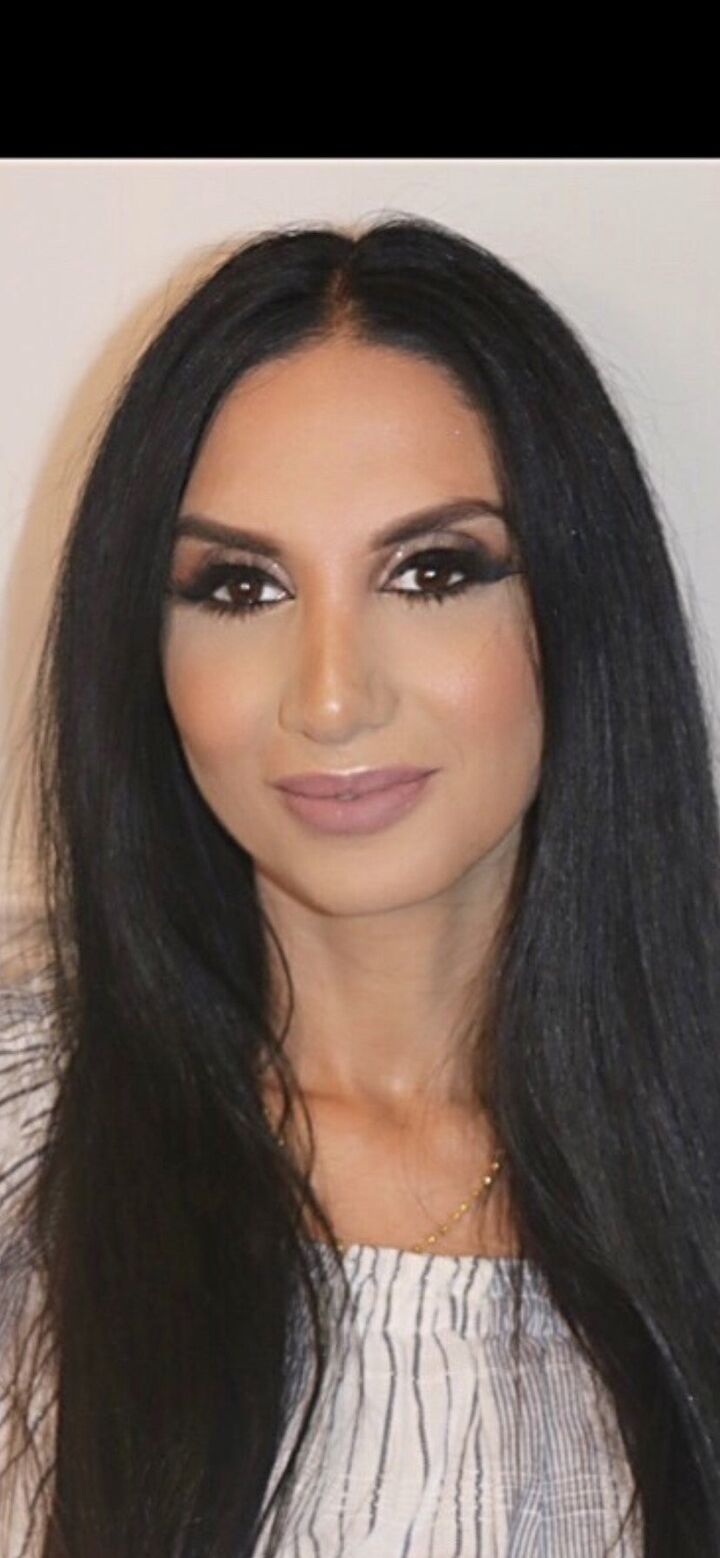 Falasteen Hussein, Real Estate Salesperson in Wayne, Venture Real Estate