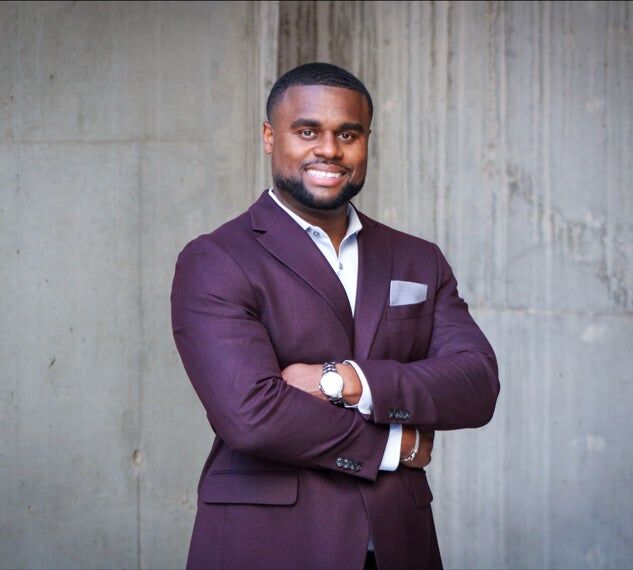 Marlon Mayo, Sales Associate in Phoenix, Arizona