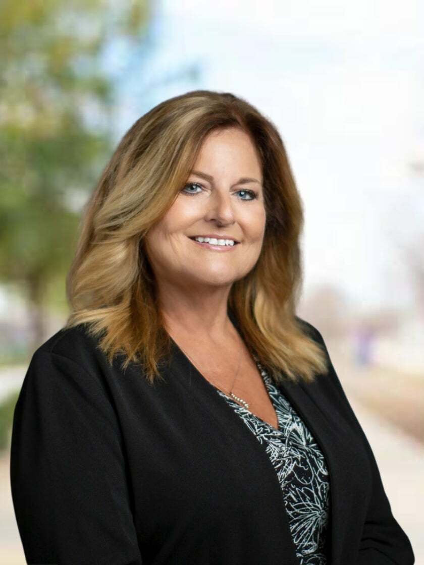 Danelle Kent, Real Estate Salesperson in Discovery Bay, Icon Properties