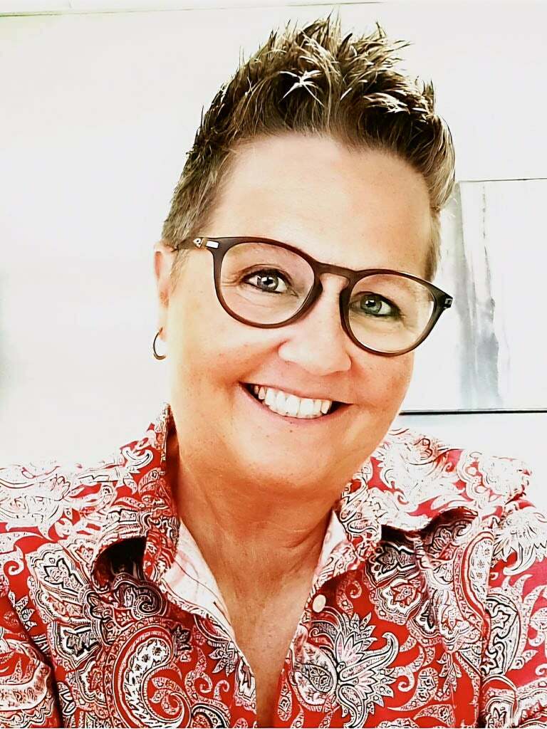 Kit Osborne, Real Estate Salesperson in Madison, Affiliated