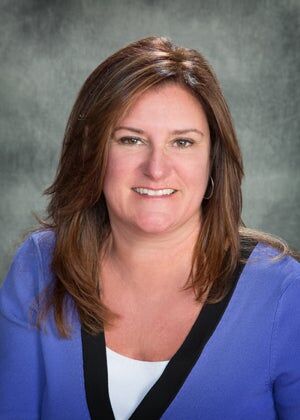 Lori Campbell, Real Estate Salesperson in Westerly, Coastal Homes