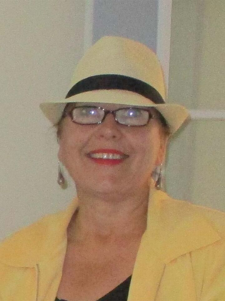 Diana Decker, Associate Real Estate Broker in Douglas, Affiliated