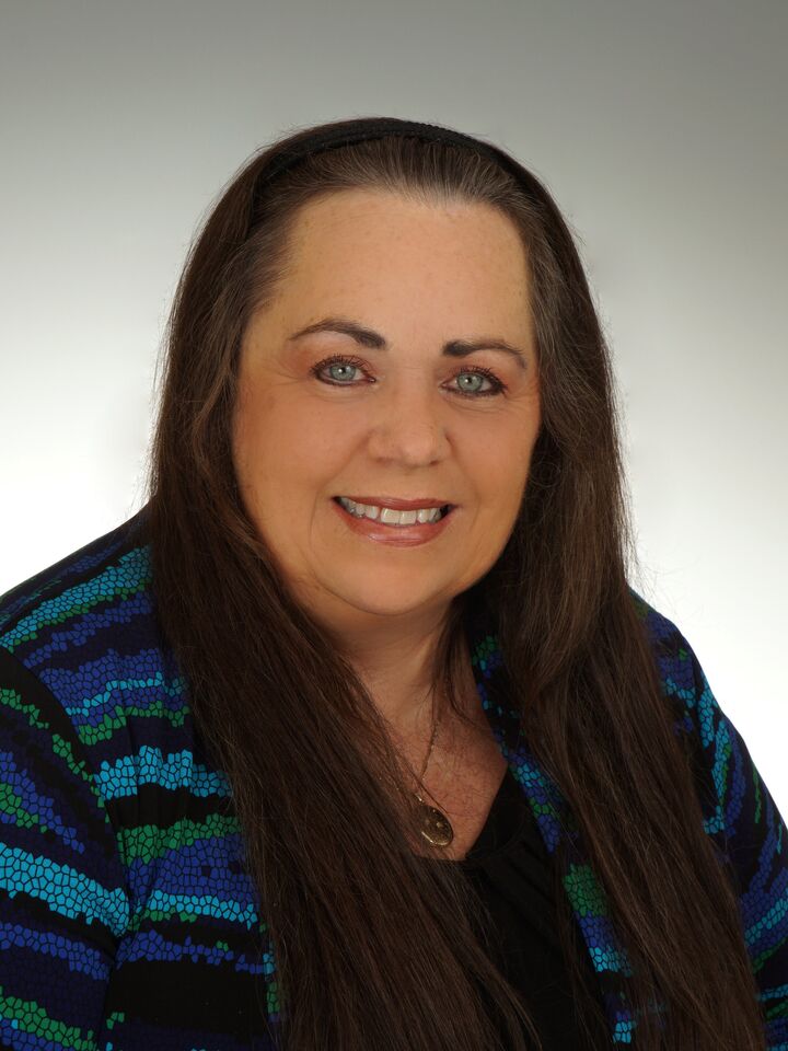 Terry Calhoun, Real Estate Salesperson in Sebastian, Paradise