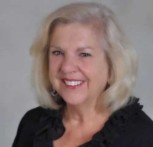 Lynette Van Deusen, Real Estate Broker in Bend, Duke Warner Realty