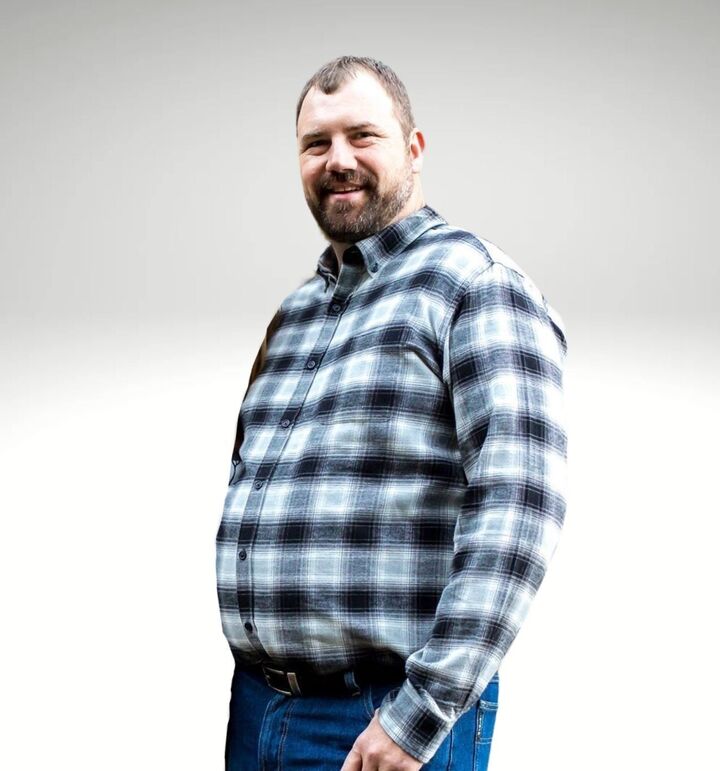 Brandon true, Real Estate Broker in Colville, Kelly Davis
