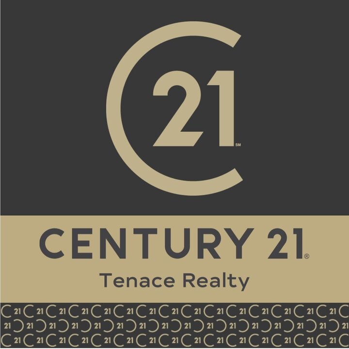 Julie Rivera, Real Estate Salesperson in Coral Springs, Tenace Realty