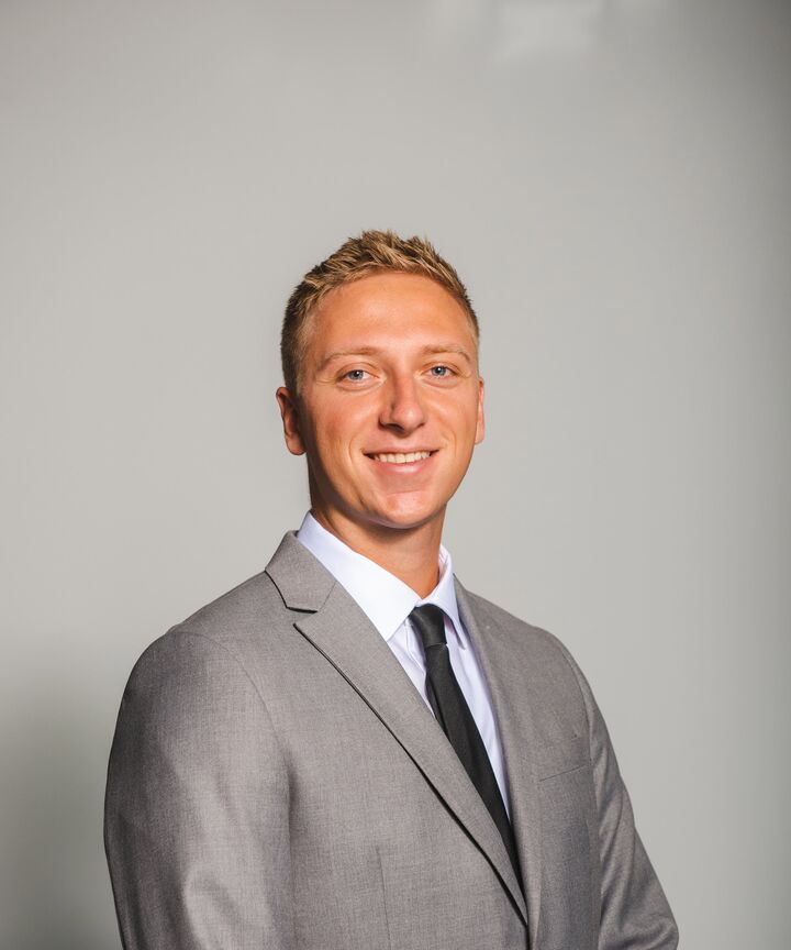 Derrek Sterken WoodlandSchmidt Schmidt, Realtors Coldwell