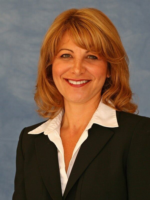 Linda Pyles, Real Estate Salesperson in Medford, Alliance