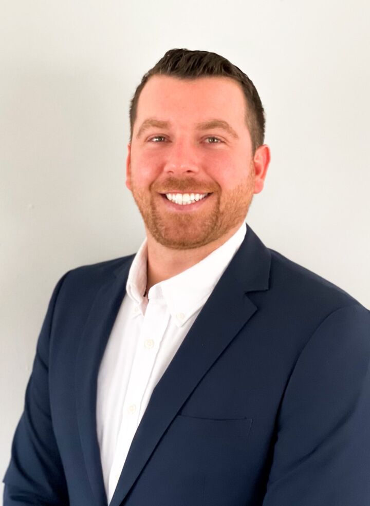 Vincent Kline,  in Babylon, Realty Connect