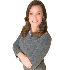 Susan Dunn,  in Hauppauge, Realty Connect