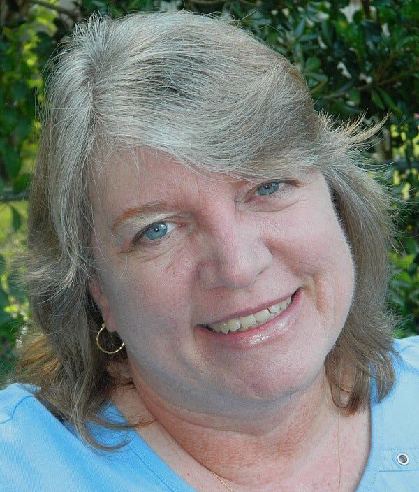 Arlene Smith, Real Estate Salesperson in Crystal River, ERA American Suncoast