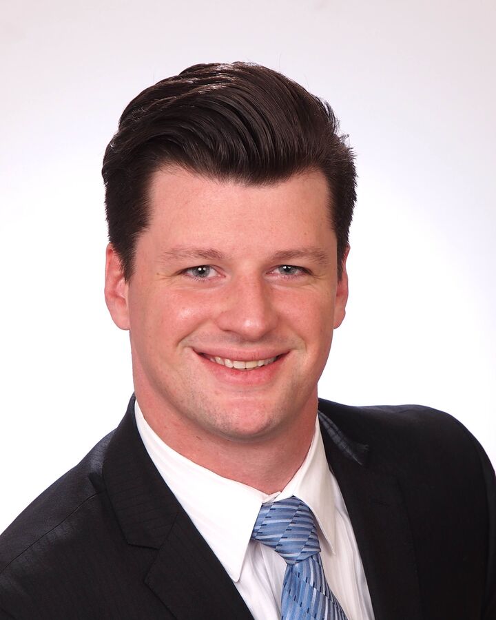 Nick Naborowski, Real Estate Broker in Glen Ellyn, Gust Realty