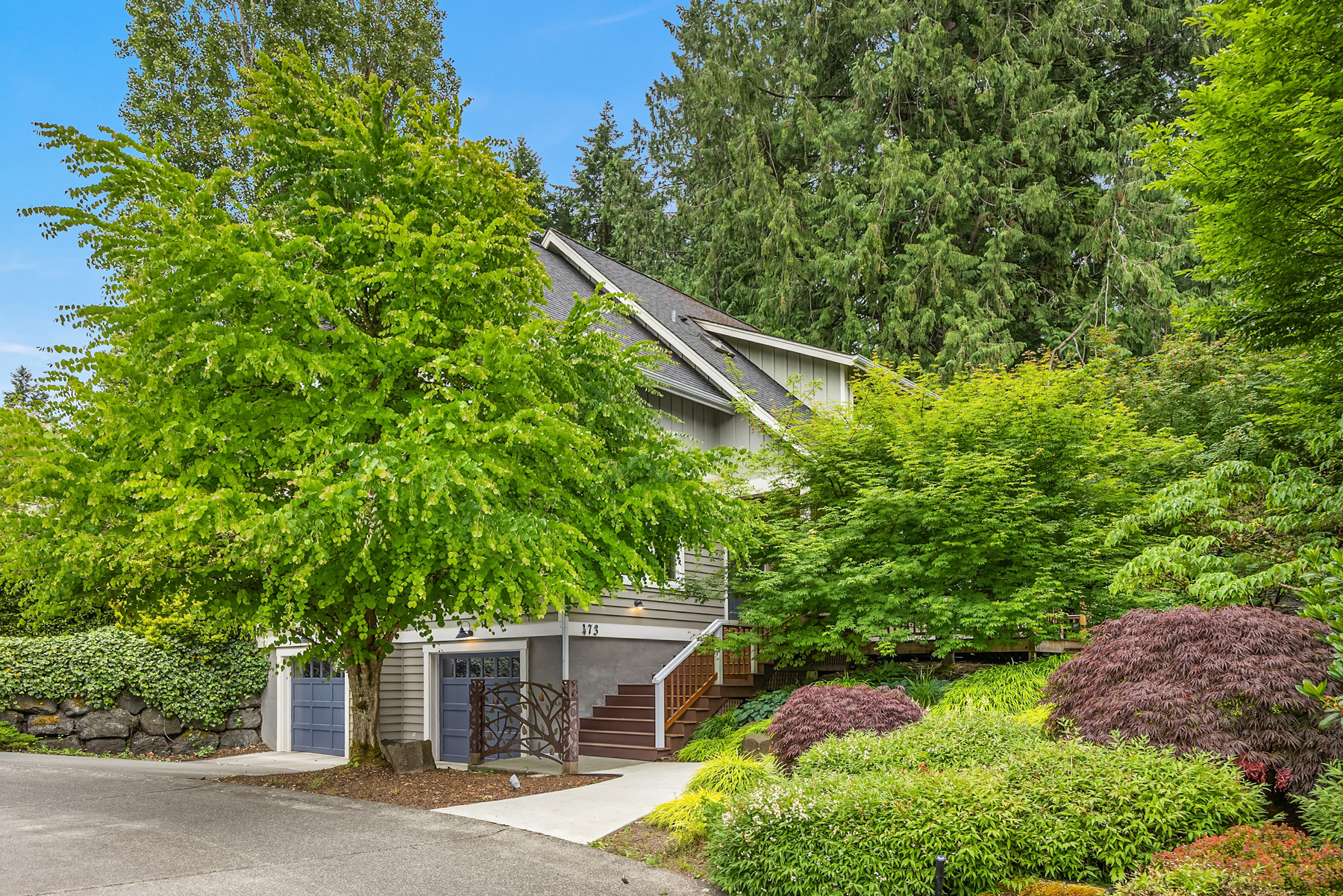 Property Photo: 473 Glen Hollow Place SW WA 98110