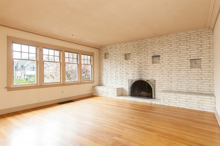 Property Photo: Living room 3047 21st Ave W  WA 98199 