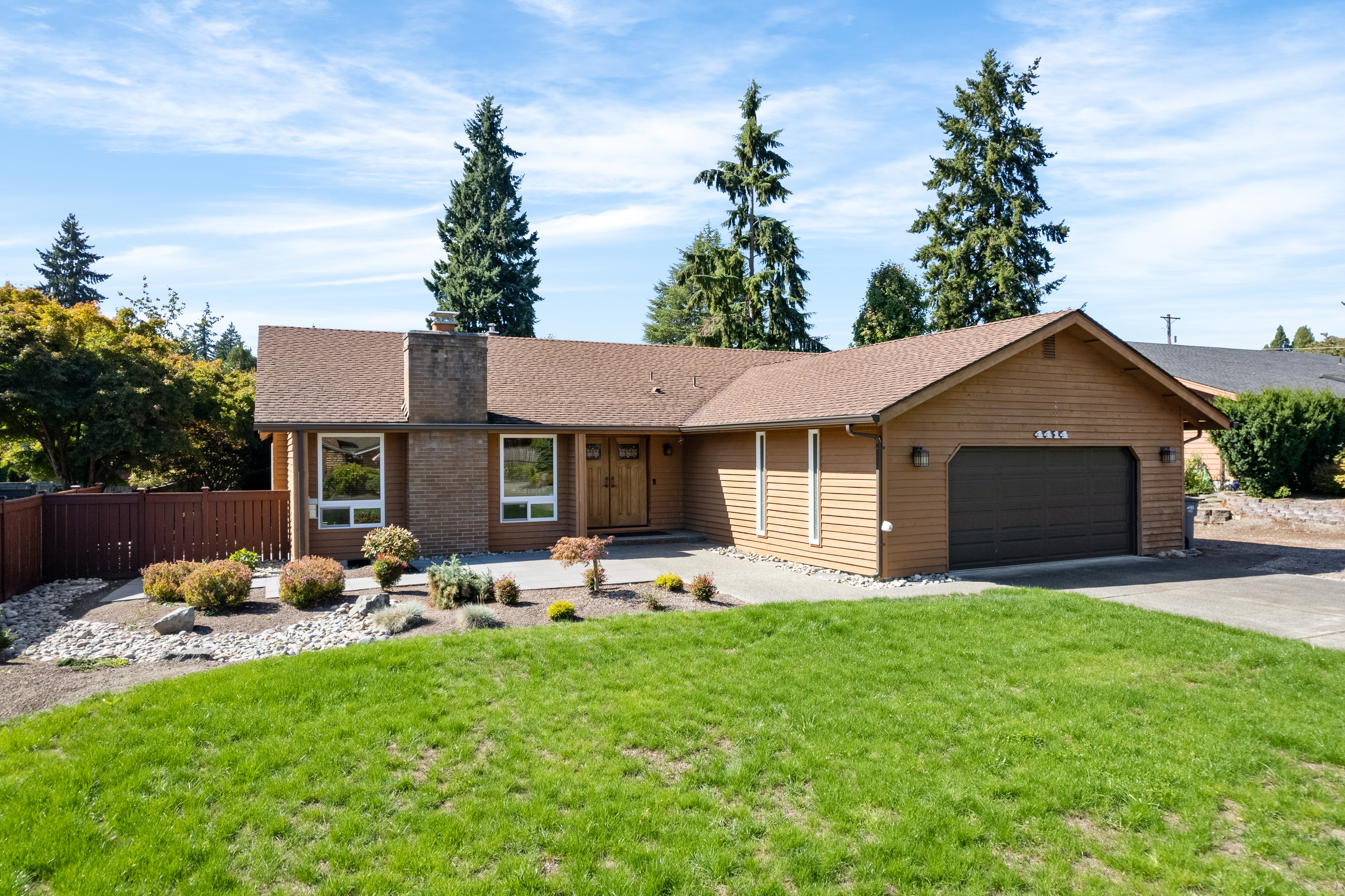 Property Photo:  4414 72nd Avenue Ct W  WA 98466 