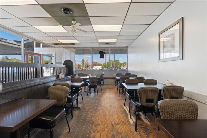 833 Chemong Road  Peterborough ON K9H 5Z5 photo