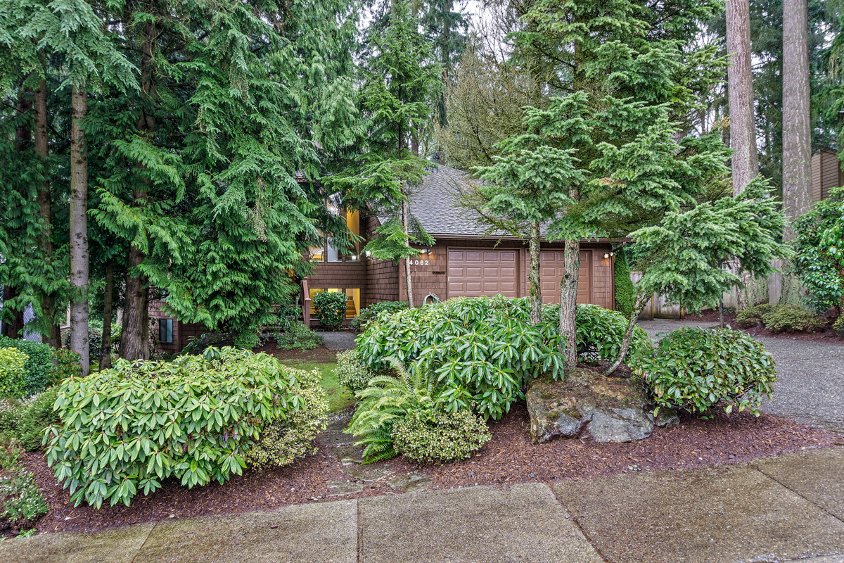 Property Photo:  4062 171st Ave SE  WA 98008 