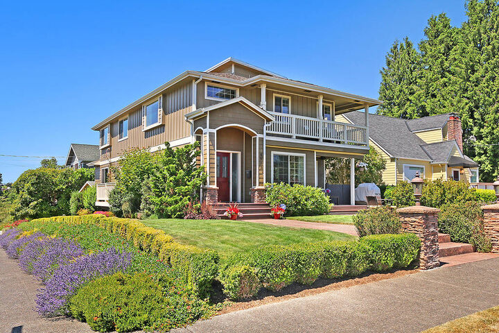 4933 52nd Ave S  Seattle WA 98118 photo