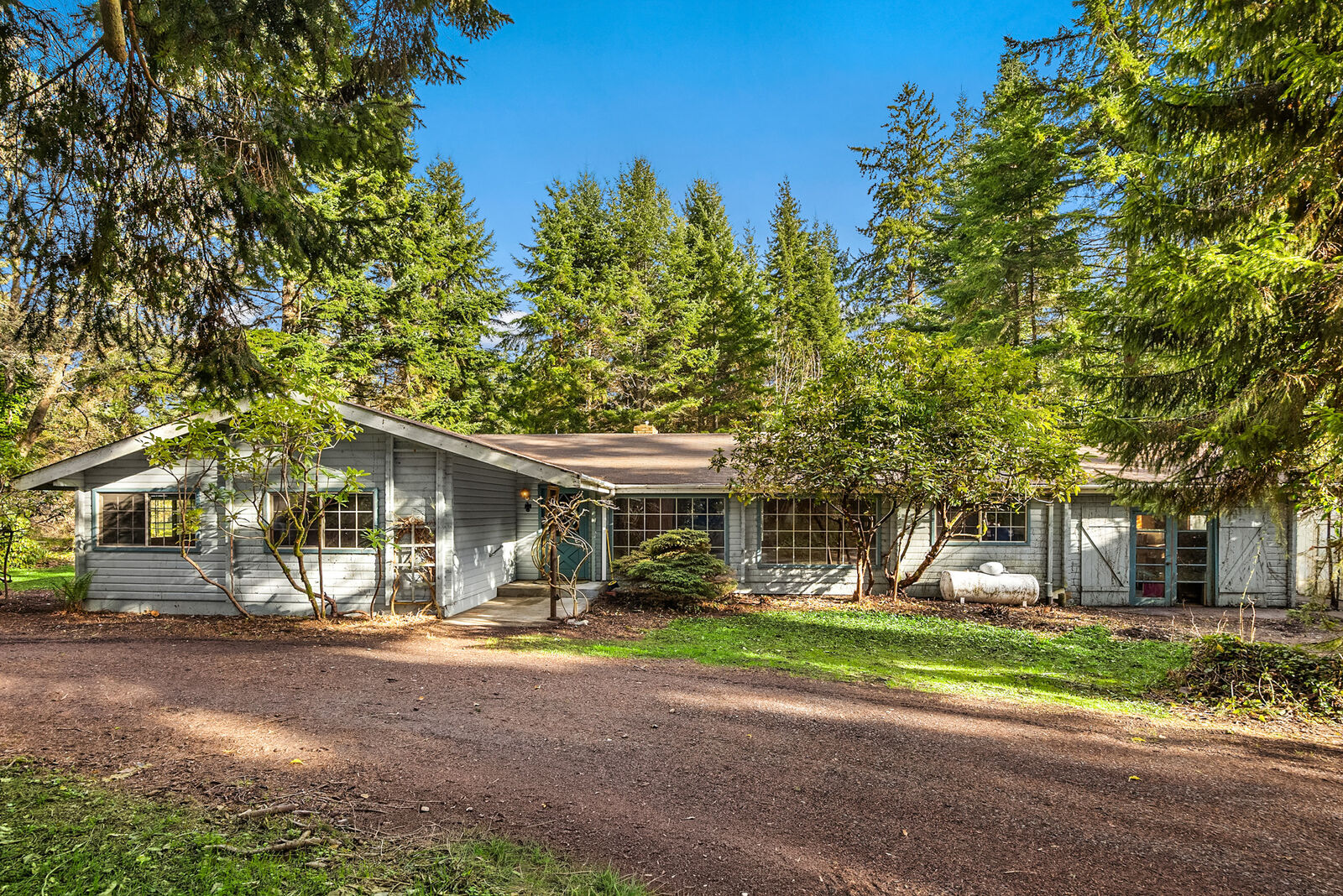 Property Photo: 10862 Falk Road NE 10862 Falk Road NE WA 98110