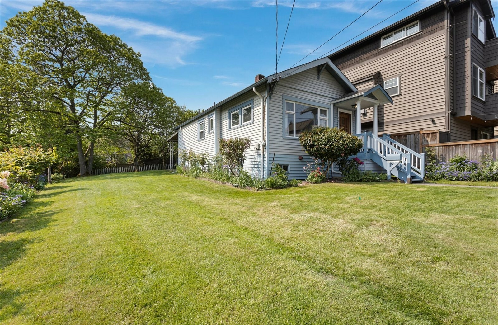 Property Photo: 2819 SW Adams Street 2819 SW Adams Street  WA 98126 