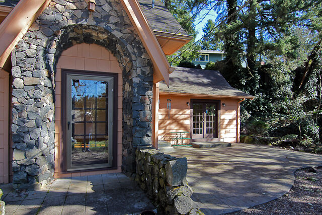 Property Photo:  729 Southview Rd  OR 97034 
