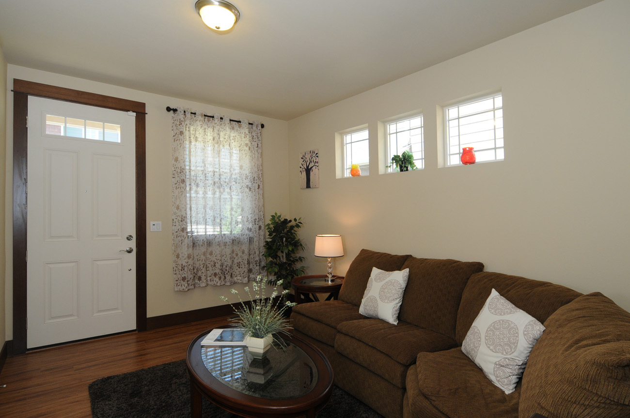 Property Photo: Living room 431 203rd Place SE  WA 98012 