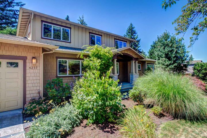 4237 89th Ave SE  Mercer Island WA 98040 photo
