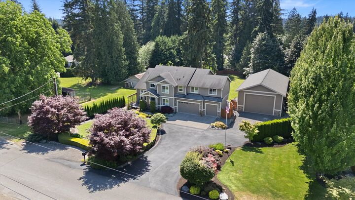 Property Photo:  18018  James Street  WA 98296 