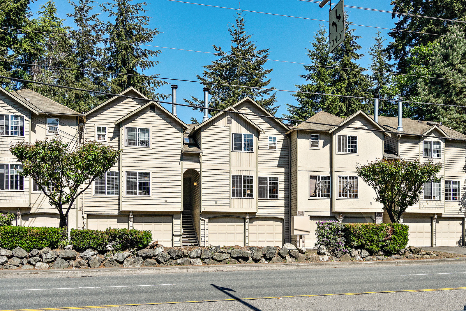 Property Photo:  23317 Edmonds Way 6  WA 98026 