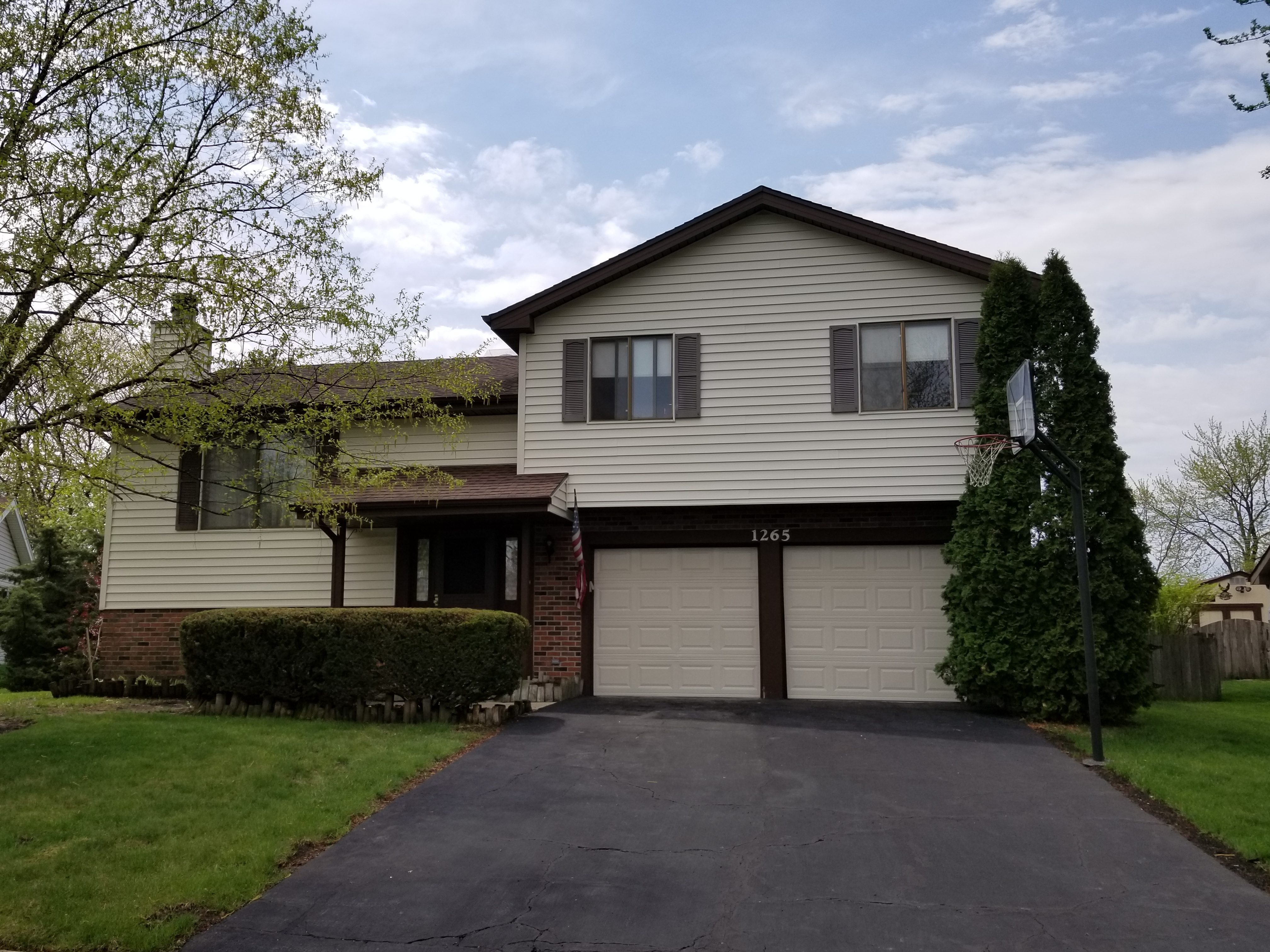 Property Photo:  1265 Windjammer Lane  IL 60133 