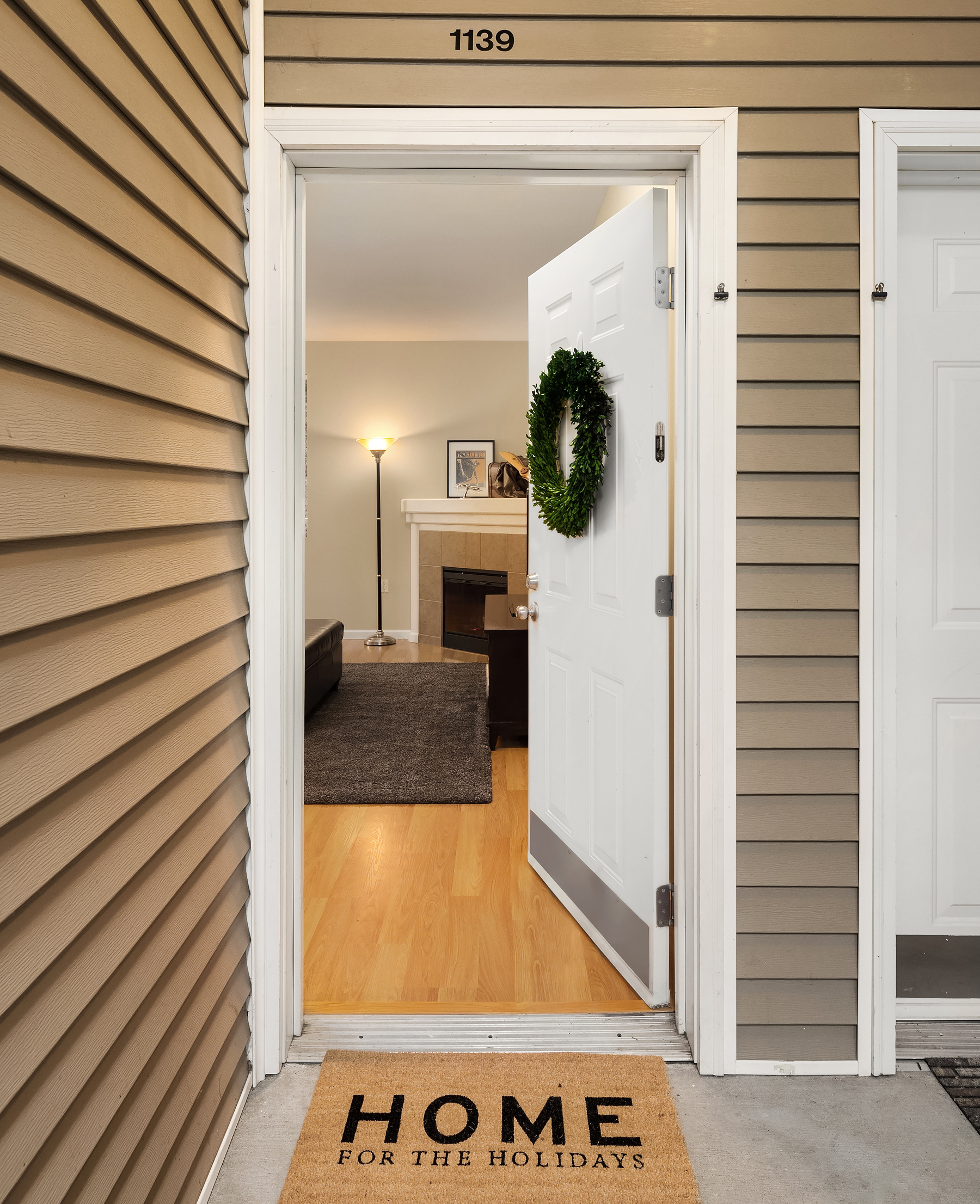 Property Photo: 701 Harrington Place SE 1139 WA 98058