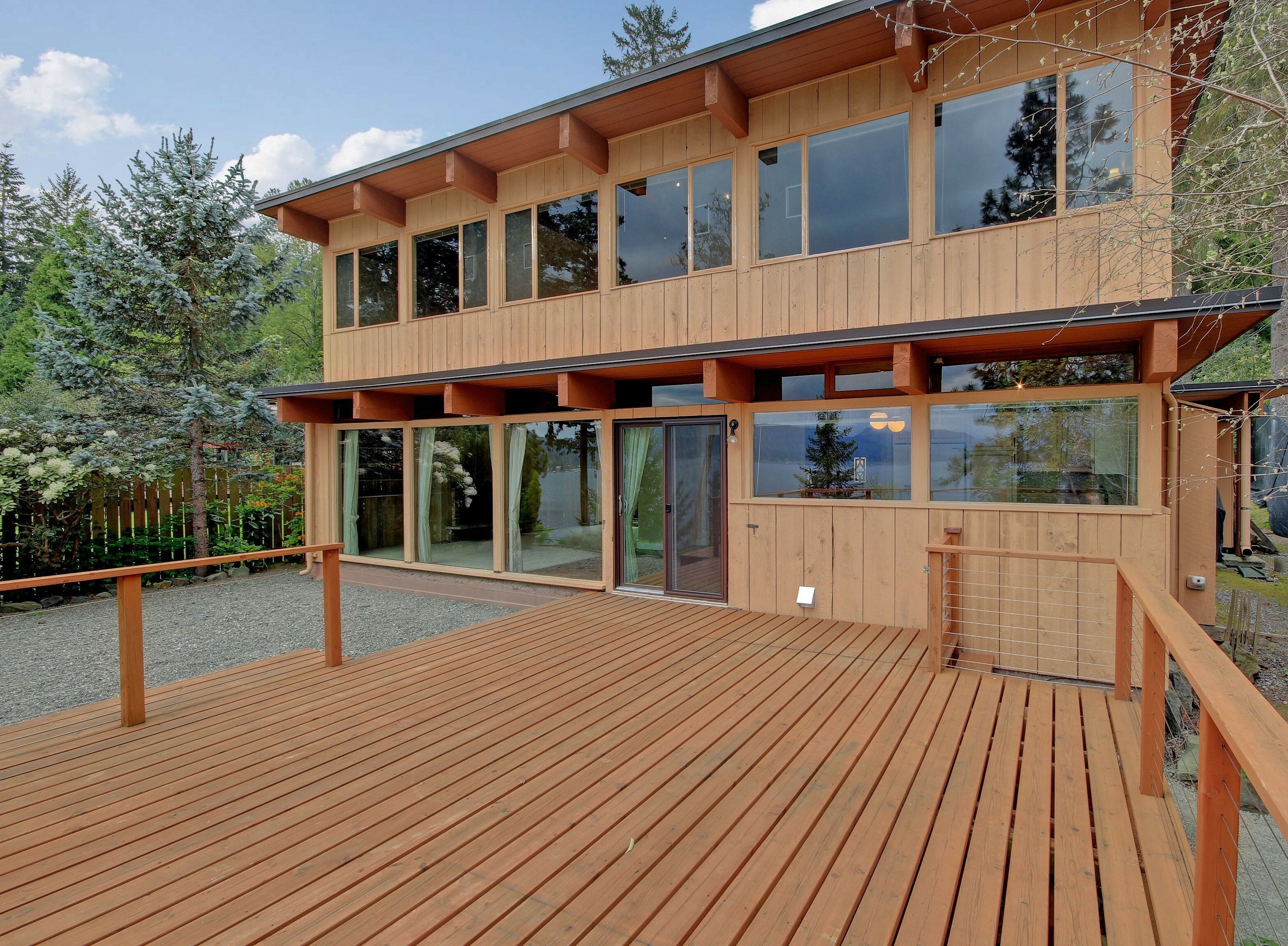 Property Photo:  480 W Lake Sammamish Pkwy NE  WA 98008 