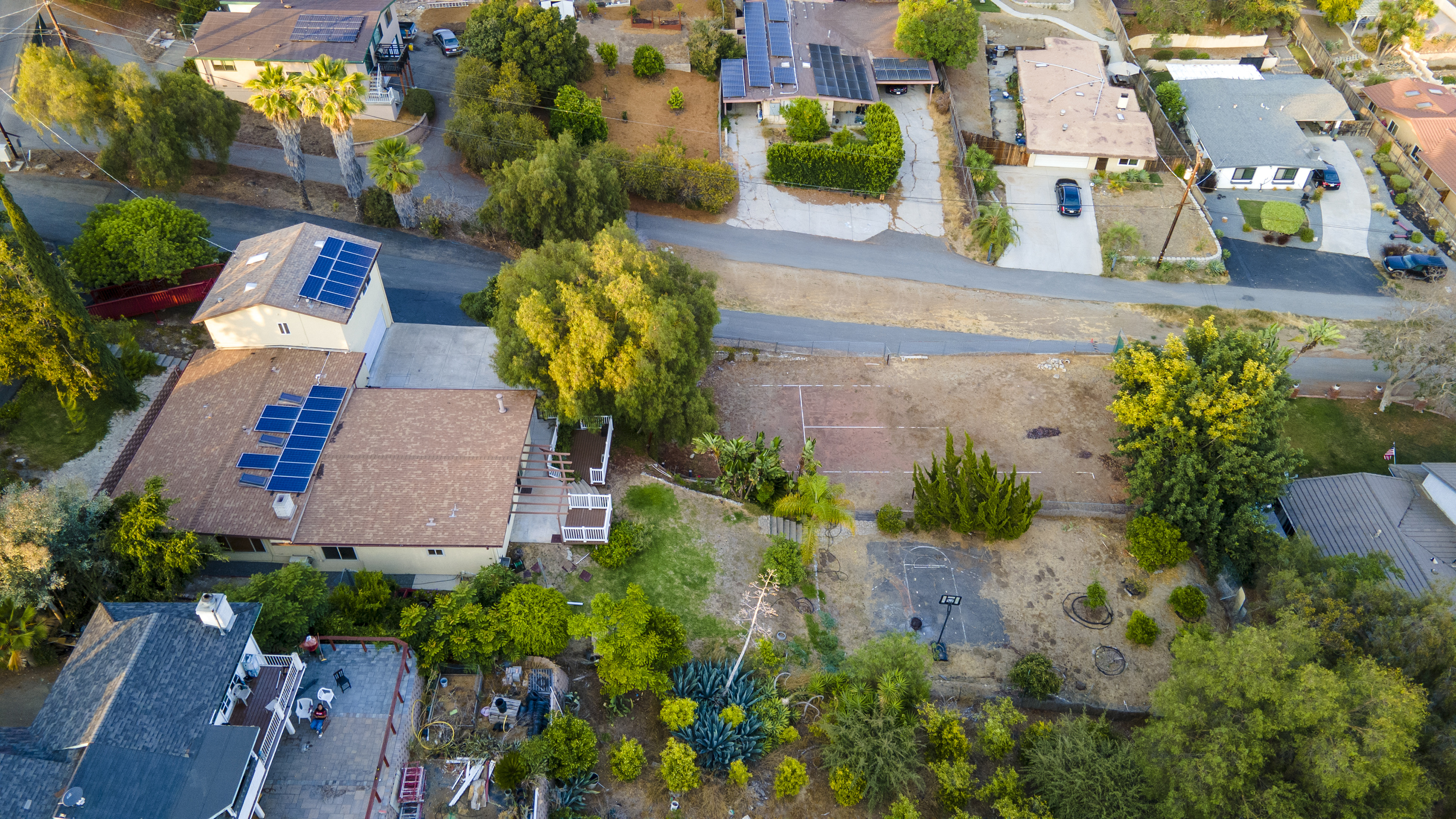 Property Photo:  572 Plumosa Avenue  CA 92081 