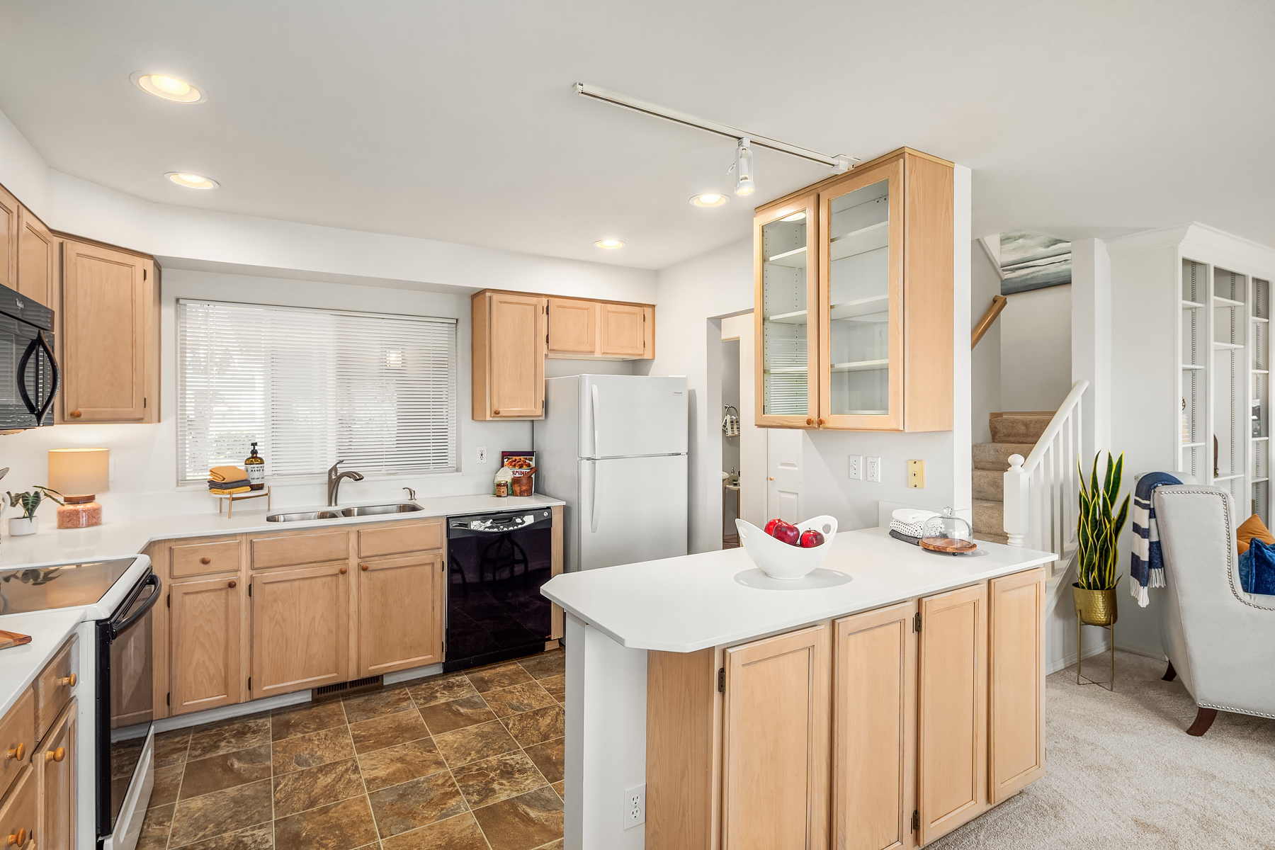 Property Photo: 517 Cypress Avenue WA 98290