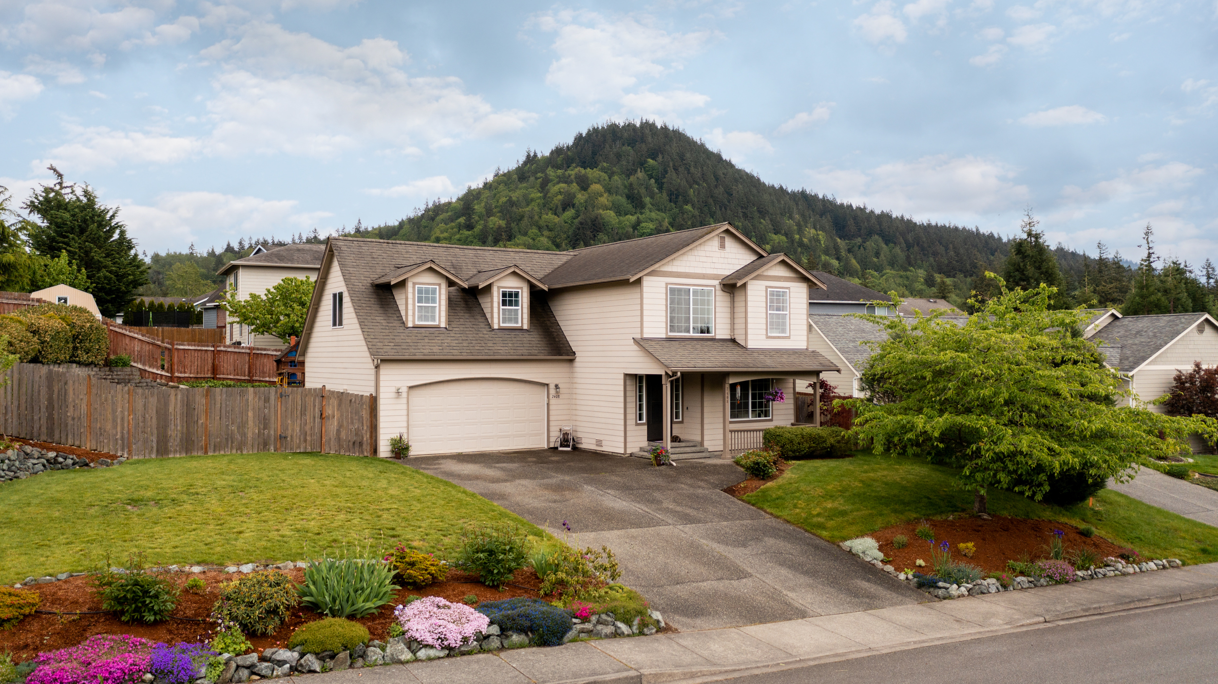 Property Photo:  2408 S 15th Street  WA 98274 