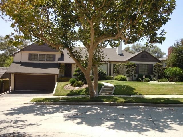 Property Photo:  2761 Club Dr  CA 90064 