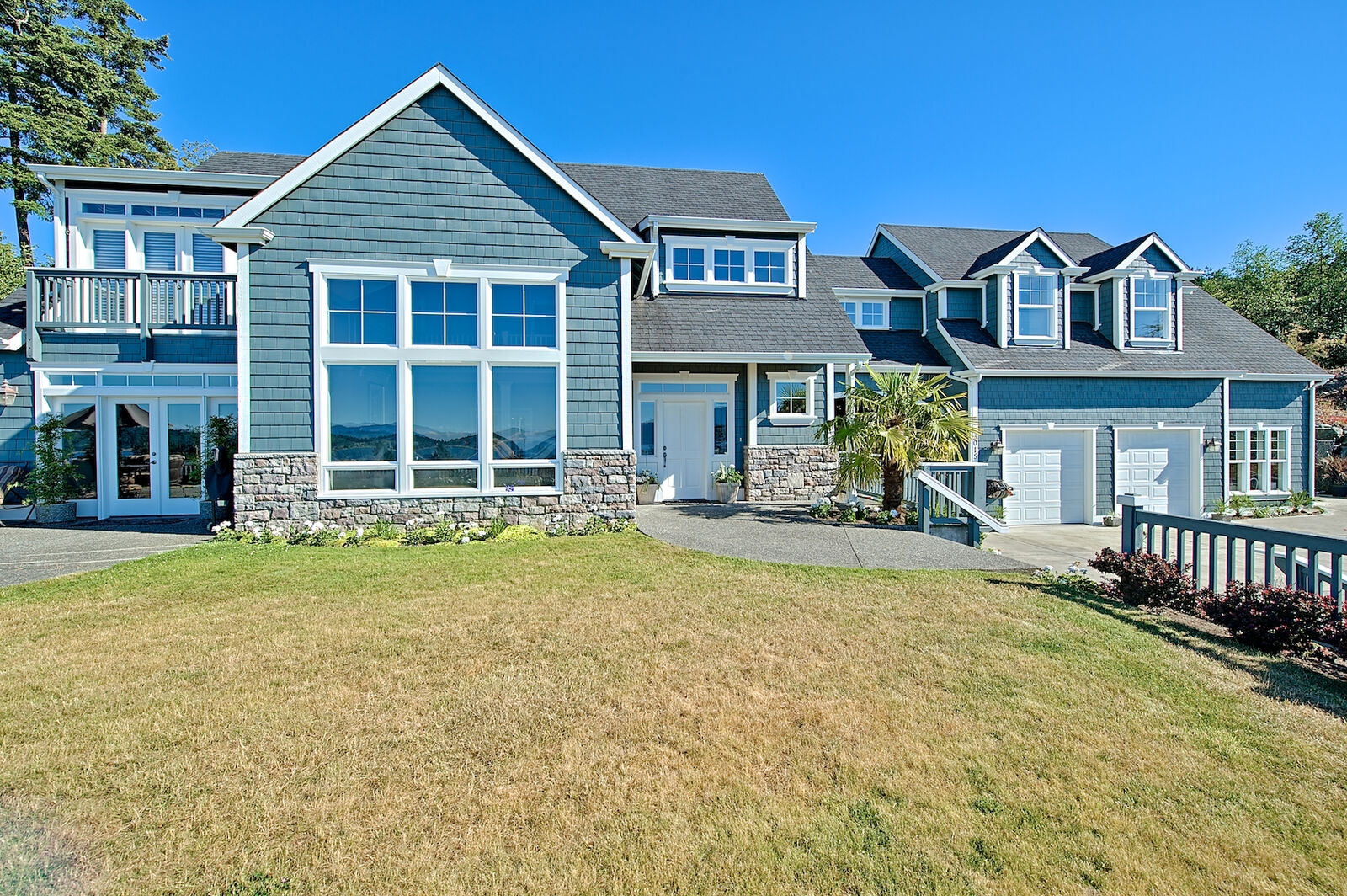 Home for sale in Anacortes 3015 W 3rd Place, Anacortes, WA 98221